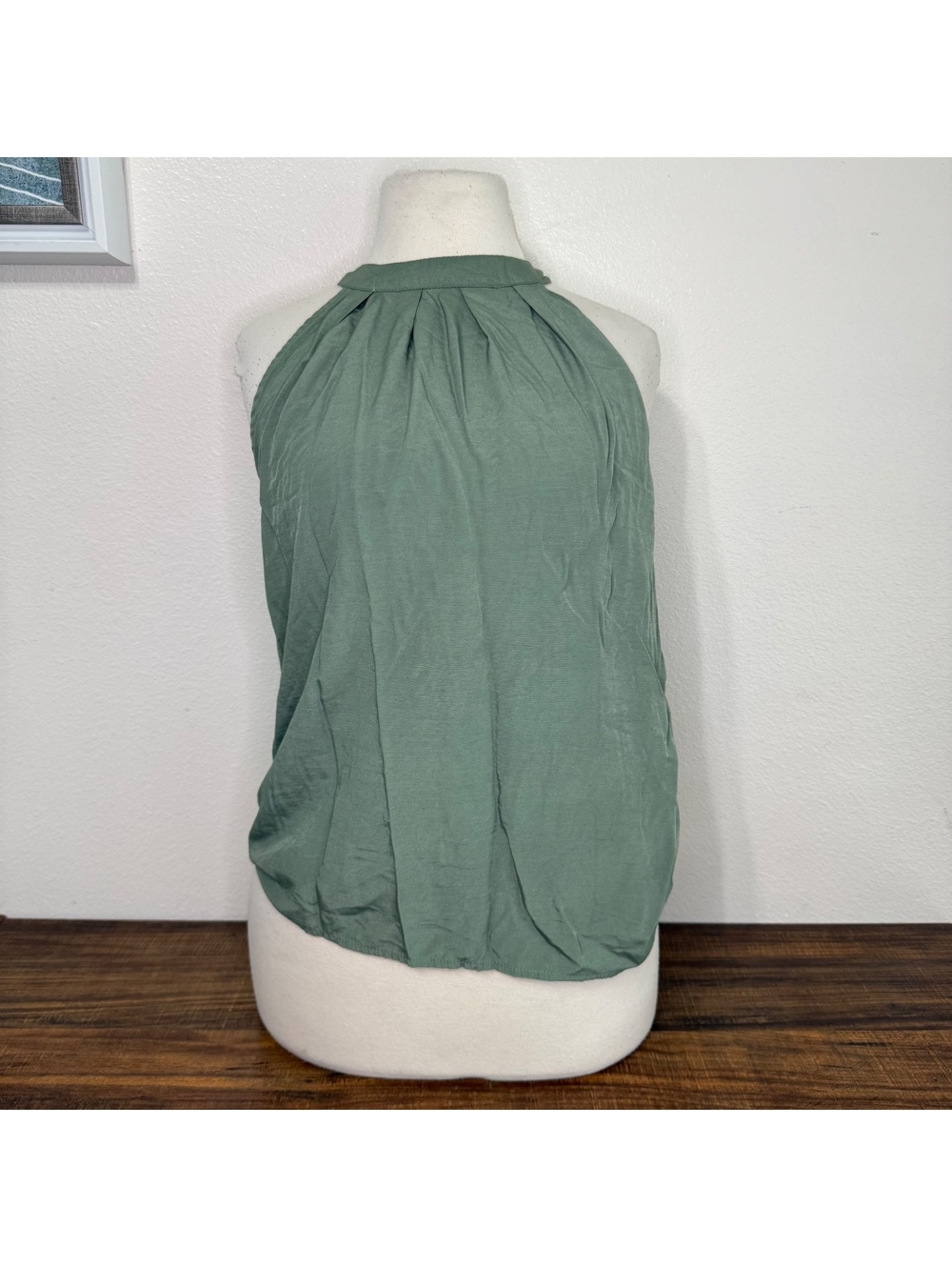 SHEIN Women's Green Halter Top Size Small